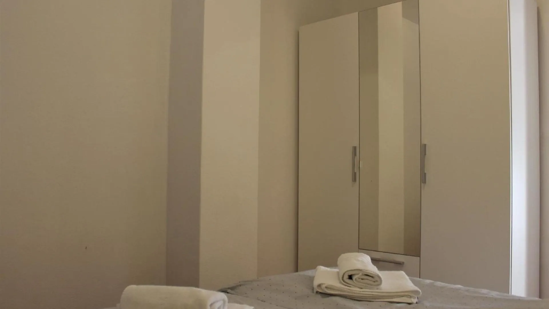 Apartment Zeljko-Mit Pool, 200M Vom Meer Silo